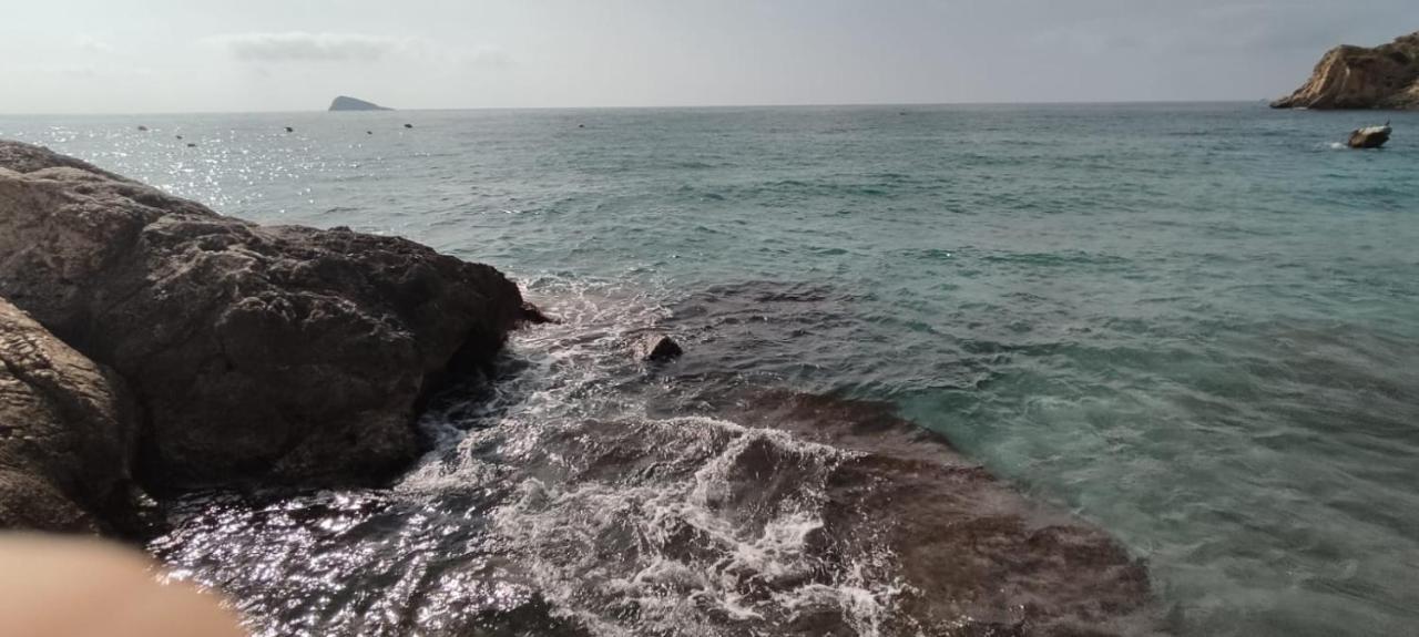 Relajate Junto Al Mar En Apartamento Cala Alta 卡拉德费斯特拉特 外观 照片